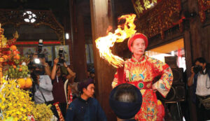 Tín ngưỡng thờ mẫu Tam phủ, Tết, Tín ngưỡng
