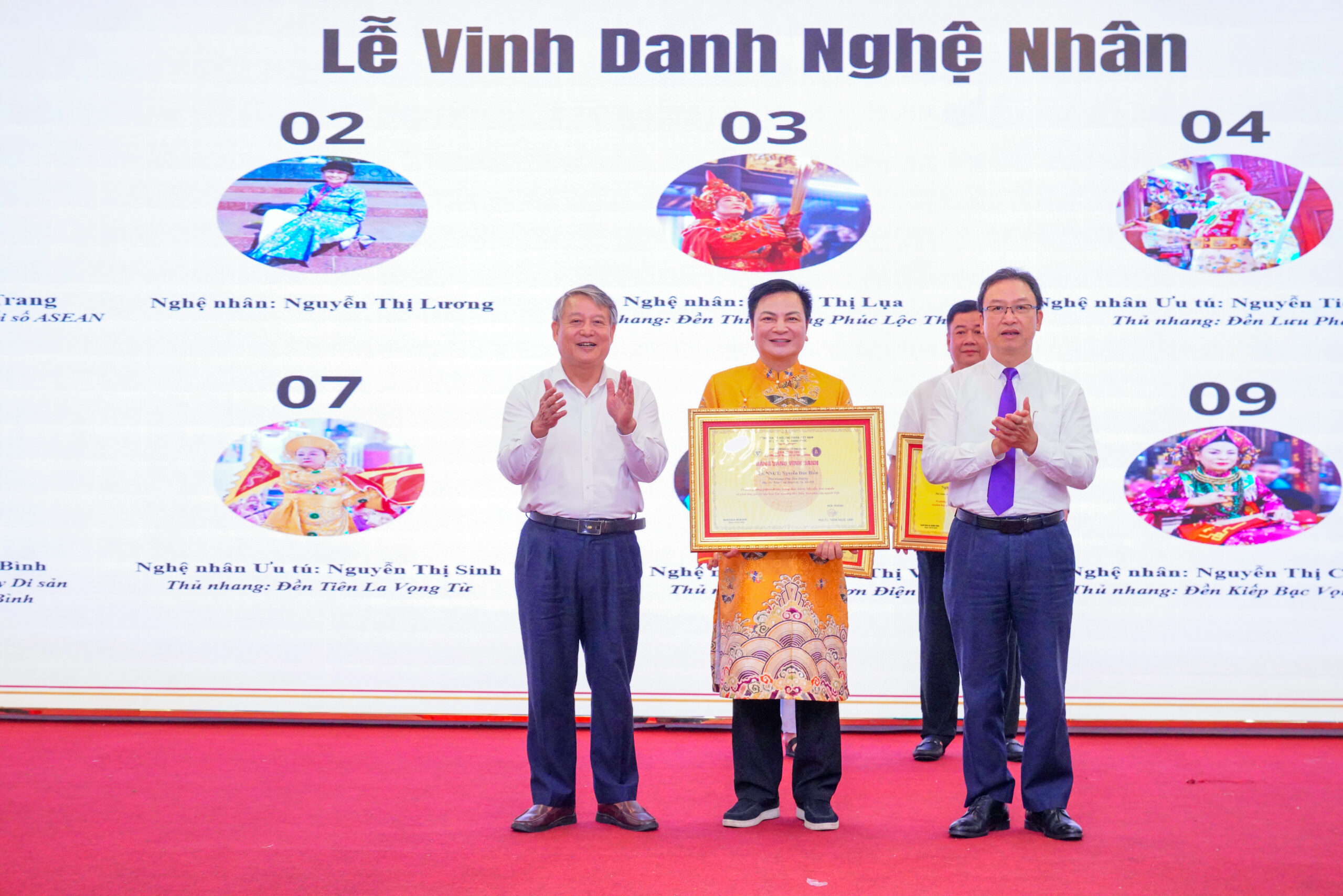 Hội đồng Khoa học Viện Nghiên cứu các vấn đề về Tôn giáo và Tín ngưỡng nhiệm kỳ 2026–2030, gồm các ông, bà có tên sau:1. GS.TS. Trương Quốc Bình – Nguyên Phó Cục trưởng Cục Di sản văn hóa, Bộ Văn hóa, Thể thao và Du lịch – Chủ tịch Hội đồng. 2. PGS.TS. Nguyễn Thanh Xuân – Giảng viên cao cấp Học viện Chính trị Quốc gia Hồ Chí Minh; nguyên Phó Trưởng Ban Tôn giáo Chính phủ – Phó Chủ tịch Hội đồng. 3. Đại tá, Nhà nghiên cứu Hà Huy Thắng – Phó Viện trưởng Thường trực Viện Nghiên cứu các vấn đề về Tôn giáo và Tín ngưỡng – Ủy viên 4. PGS.TS. Phạm Ngọc Trung – Nguyên Trưởng khoa Văn hóa và Phát triển, Học viện Báo chí và Tuyên truyền – Ủy viên. 5. PGS.TS. Đỗ Lan Hiền – Nguyên Viện trưởng Viện Tôn giáo và Tín ngưỡng, Học viện Chính trị Quốc gia Hồ Chí Minh – Ủy viên. 6. TS. Phạm Tiến Dũng – Giảng viên Viện Trần Nhân Tông, Đại học Quốc gia Hà Nội; nguyên Trưởng Ban Tôn giáo Hà Nội – Ủy viên. 7. TS. Giáo dục, TS. Phật học Nguyễn Đức Hiển – Ủy viên. 8. TS. Phạm Văn Khiển – Phó Viện trưởng Viện Nghiên cứu các vấn đề về Tôn giáo và Tín ngưỡng – Ủy viên. 9. Thạc sĩ Hoàng Kim Đức – Chánh Văn phòng Viện Nghiên cứu các vấn đề về Tôn giáo và Tín ngưỡng – Ủy viên Thường trực, Thư ký Hội đồng.