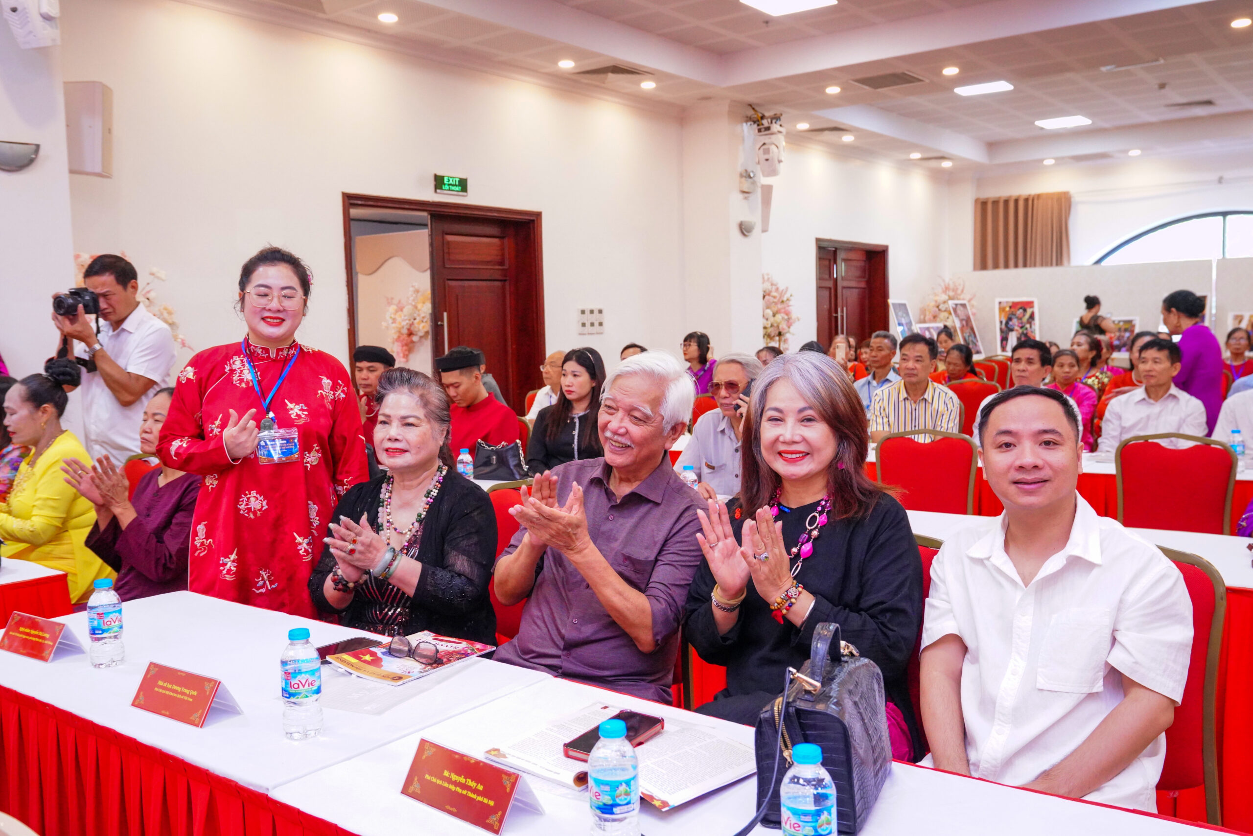 Hội đồng Khoa học Viện Nghiên cứu các vấn đề về Tôn giáo và Tín ngưỡng nhiệm kỳ 2026–2030, gồm các ông, bà có tên sau: 1. GS.TS. Trương Quốc Bình – Nguyên Phó Cục trưởng Cục Di sản văn hóa, Bộ Văn hóa, Thể thao và Du lịch – Chủ tịch Hội đồng. 2. PGS.TS. Nguyễn Thanh Xuân – Giảng viên cao cấp Học viện Chính trị Quốc gia Hồ Chí Minh; nguyên Phó Trưởng Ban Tôn giáo Chính phủ – Phó Chủ tịch Hội đồng. 3. Đại tá, Nhà nghiên cứu Hà Huy Thắng – Phó Viện trưởng Thường trực Viện Nghiên cứu các vấn đề về Tôn giáo và Tín ngưỡng – Ủy viên 4. PGS.TS. Phạm Ngọc Trung – Nguyên Trưởng khoa Văn hóa và Phát triển, Học viện Báo chí và Tuyên truyền – Ủy viên. 5. PGS.TS. Đỗ Lan Hiền – Nguyên Viện trưởng Viện Tôn giáo và Tín ngưỡng, Học viện Chính trị Quốc gia Hồ Chí Minh – Ủy viên. 6. TS. Phạm Tiến Dũng – Giảng viên Viện Trần Nhân Tông, Đại học Quốc gia Hà Nội; nguyên Trưởng Ban Tôn giáo Hà Nội – Ủy viên. 7. TS. Giáo dục, TS. Phật học Nguyễn Đức Hiển – Ủy viên. 8. TS. Phạm Văn Khiển – Phó Viện trưởng Viện Nghiên cứu các vấn đề về Tôn giáo và Tín ngưỡng – Ủy viên. 9. Thạc sĩ Hoàng Kim Đức – Chánh Văn phòng Viện Nghiên cứu các vấn đề về Tôn giáo và Tín ngưỡng – Ủy viên Thường trực, Thư ký Hội đồng.