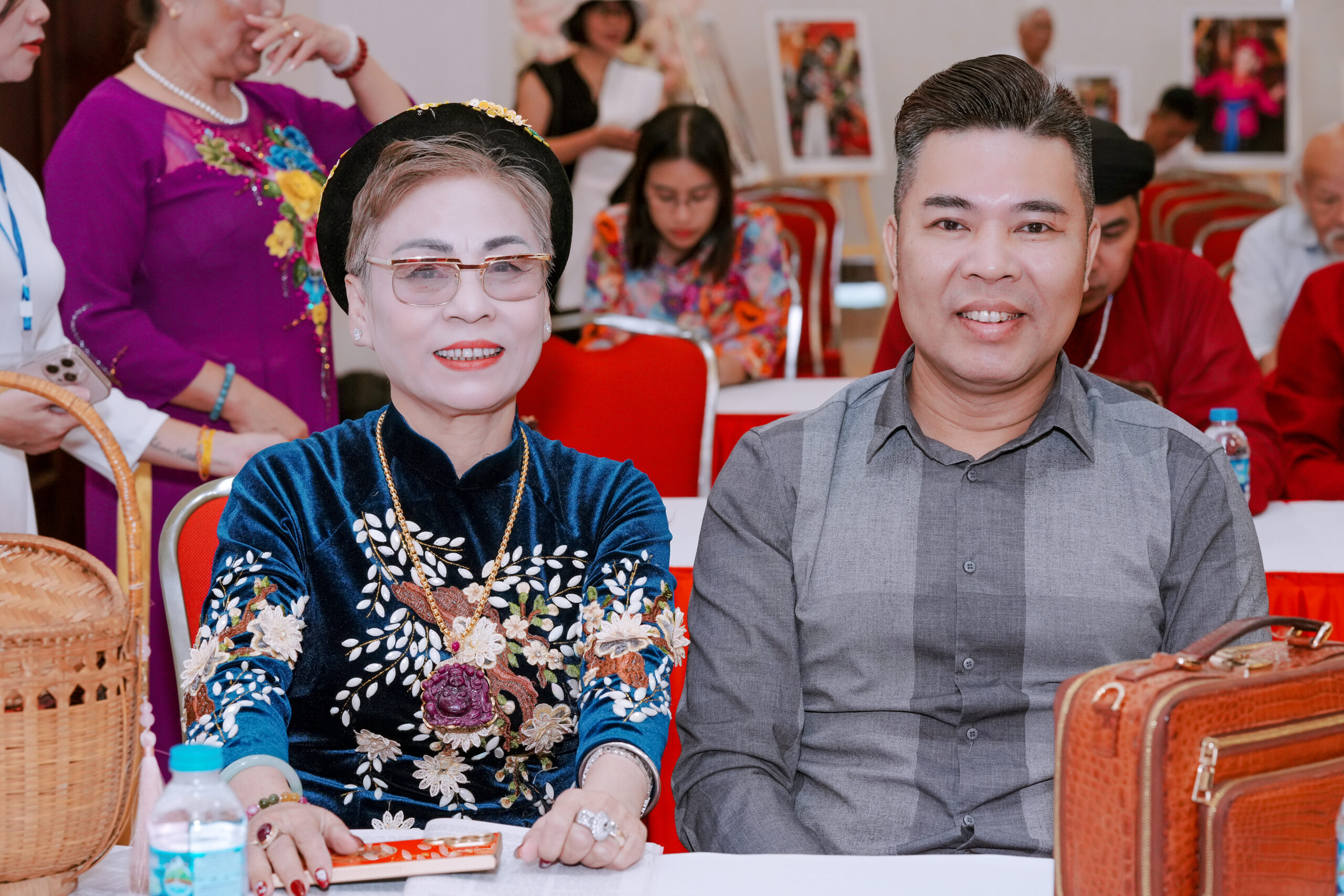 Hội đồng Khoa học Viện Nghiên cứu các vấn đề về Tôn giáo và Tín ngưỡng nhiệm kỳ 2026–2030, gồm các ông, bà có tên sau: 1. GS.TS. Trương Quốc Bình – Nguyên Phó Cục trưởng Cục Di sản văn hóa, Bộ Văn hóa, Thể thao và Du lịch – Chủ tịch Hội đồng. 2. PGS.TS. Nguyễn Thanh Xuân – Giảng viên cao cấp Học viện Chính trị Quốc gia Hồ Chí Minh; nguyên Phó Trưởng Ban Tôn giáo Chính phủ – Phó Chủ tịch Hội đồng. 3. Đại tá, Nhà nghiên cứu Hà Huy Thắng – Phó Viện trưởng Thường trực Viện Nghiên cứu các vấn đề về Tôn giáo và Tín ngưỡng – Ủy viên 4. PGS.TS. Phạm Ngọc Trung – Nguyên Trưởng khoa Văn hóa và Phát triển, Học viện Báo chí và Tuyên truyền – Ủy viên. 5. PGS.TS. Đỗ Lan Hiền – Nguyên Viện trưởng Viện Tôn giáo và Tín ngưỡng, Học viện Chính trị Quốc gia Hồ Chí Minh – Ủy viên. 6. TS. Phạm Tiến Dũng – Giảng viên Viện Trần Nhân Tông, Đại học Quốc gia Hà Nội; nguyên Trưởng Ban Tôn giáo Hà Nội – Ủy viên. 7. TS. Giáo dục, TS. Phật học Nguyễn Đức Hiển – Ủy viên. 8. TS. Phạm Văn Khiển – Phó Viện trưởng Viện Nghiên cứu các vấn đề về Tôn giáo và Tín ngưỡng – Ủy viên. 9. Thạc sĩ Hoàng Kim Đức – Chánh Văn phòng Viện Nghiên cứu các vấn đề về Tôn giáo và Tín ngưỡng – Ủy viên Thường trực, Thư ký Hội đồng.